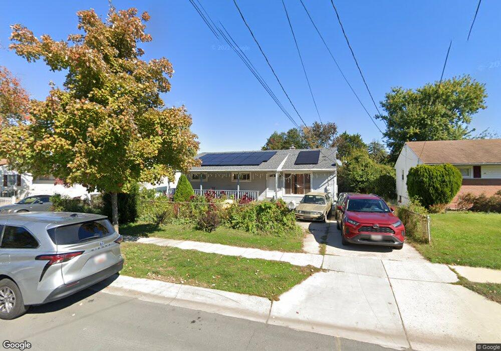 1908 Lewis Ave, Rockville, MD 20851 - photo 1