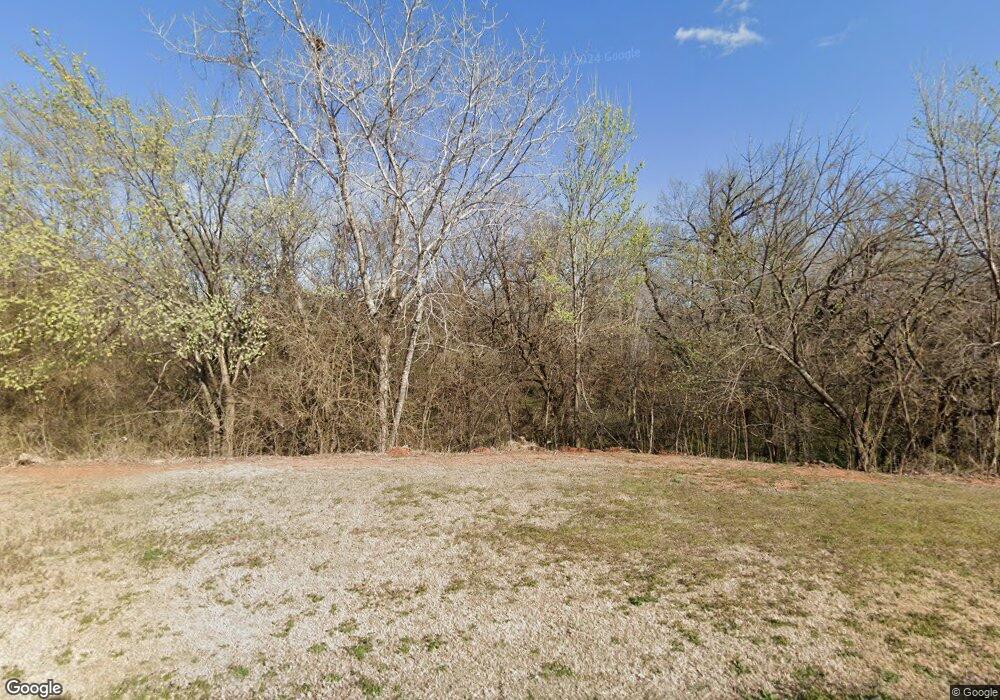 620 Nathan Ln, Moore, OK 73160 - photo 1