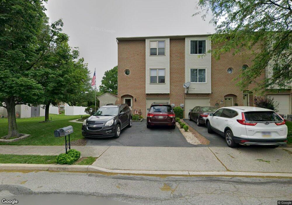 343 W 2nd St, Alburtis, PA 18011 - photo 1