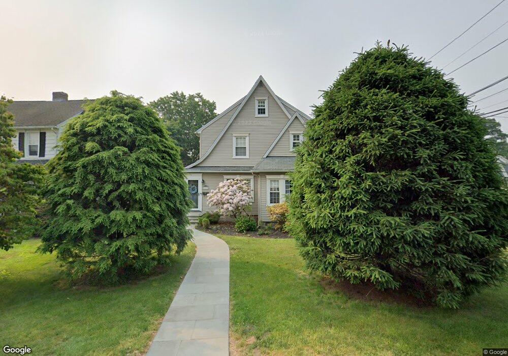 337 Meadowbrook Rd, Fairfield, CT 06824 - photo 1