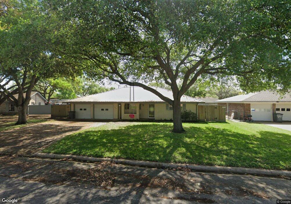 3948 Wickersham St, Bay City, TX 77414 - photo 1