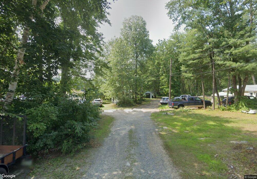 34 Hollywood Ave, Raymond, NH 03077 - photo 1