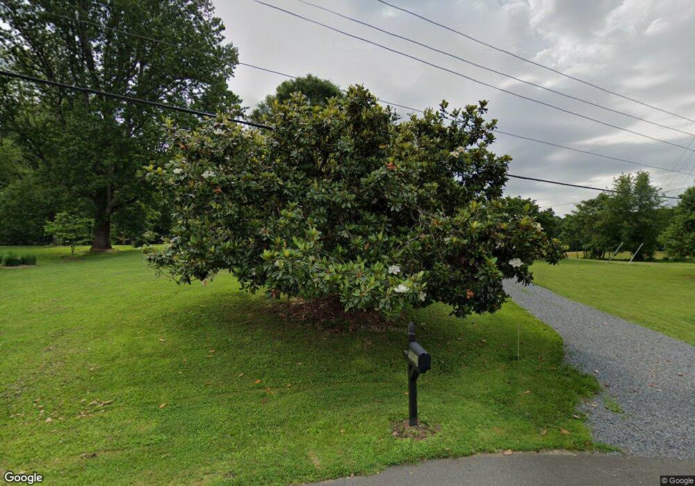 10709 Lewis Ct, Manassas, VA 20111 - photo 1