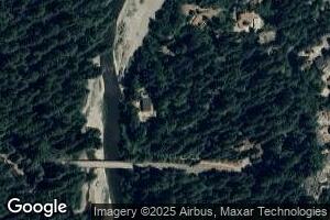 5 Eel River Ln, Redway, CA 95560
