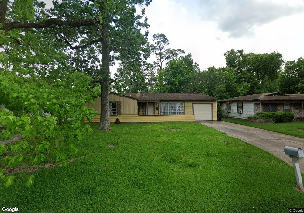 7422 Bigwood St, Houston, TX 77016 - photo 1