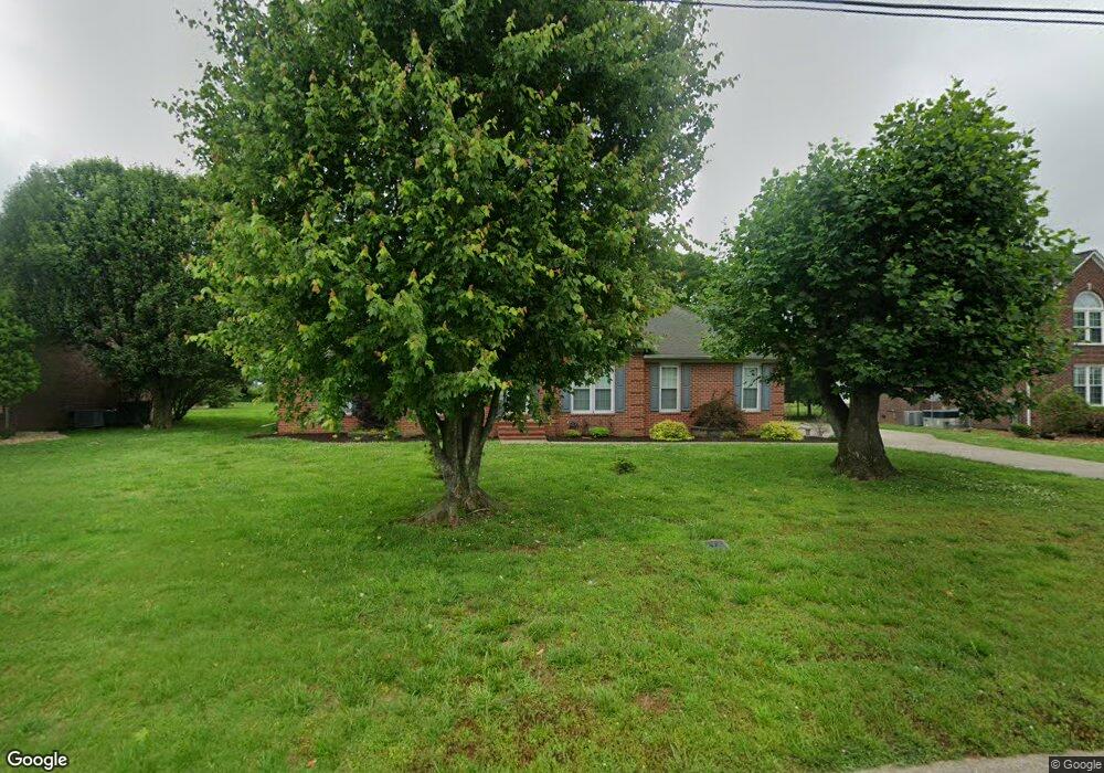 213 Northwood Ave, Shelbyville, TN 37160 - photo 1