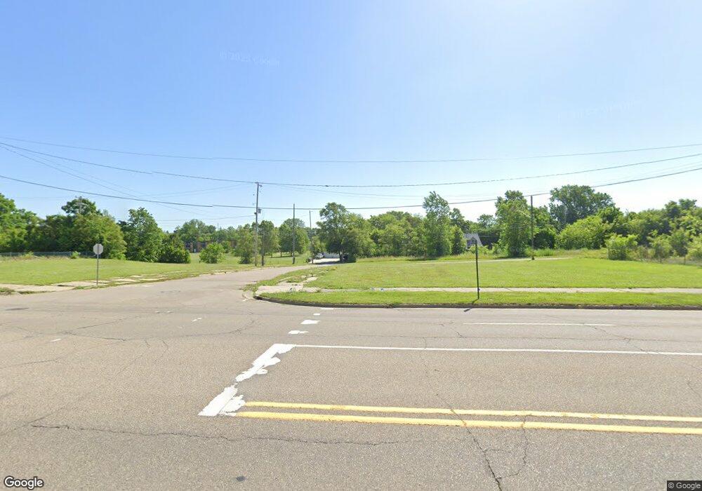 4301 S Saginaw St, Flint, MI 48507 - photo 1