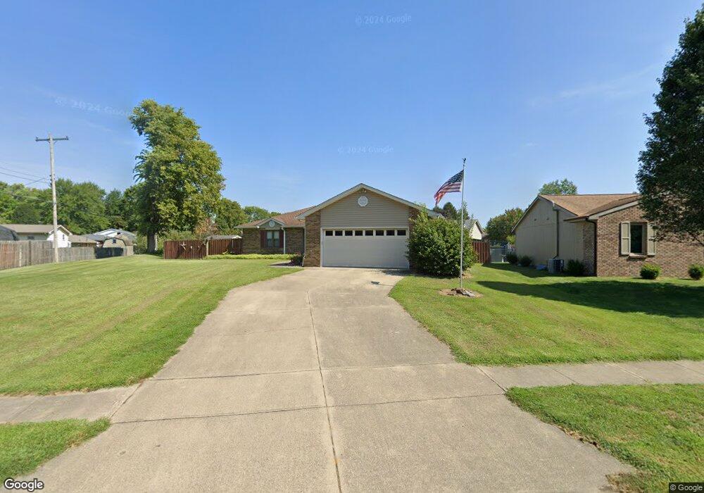 4422 29th St, Columbus, IN 47203 - photo 1