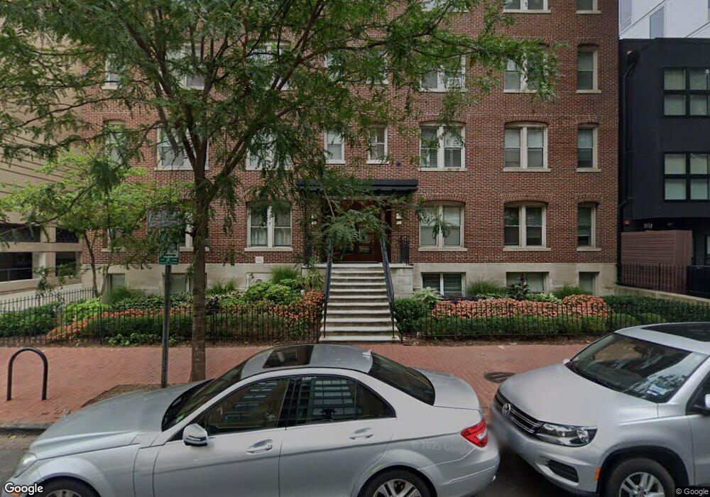 1121 24th St NW, Washington, DC 20037 - photo 1