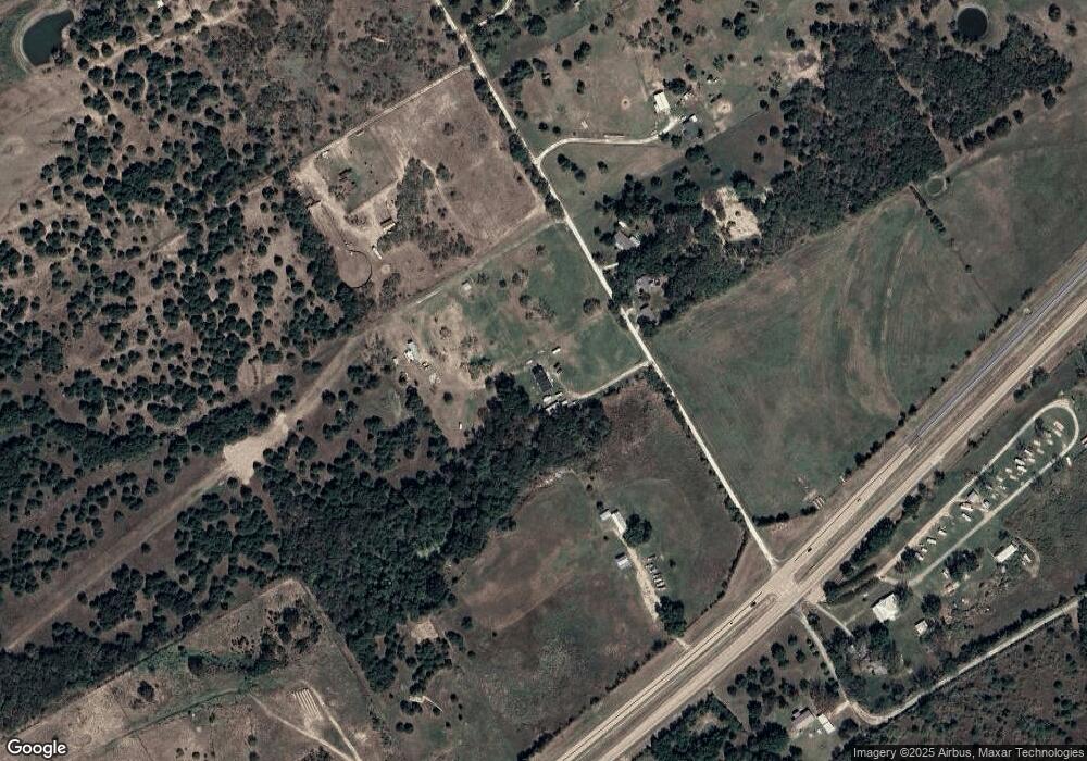 521 SW Cr 2190, Barry, TX 75102 - photo 1