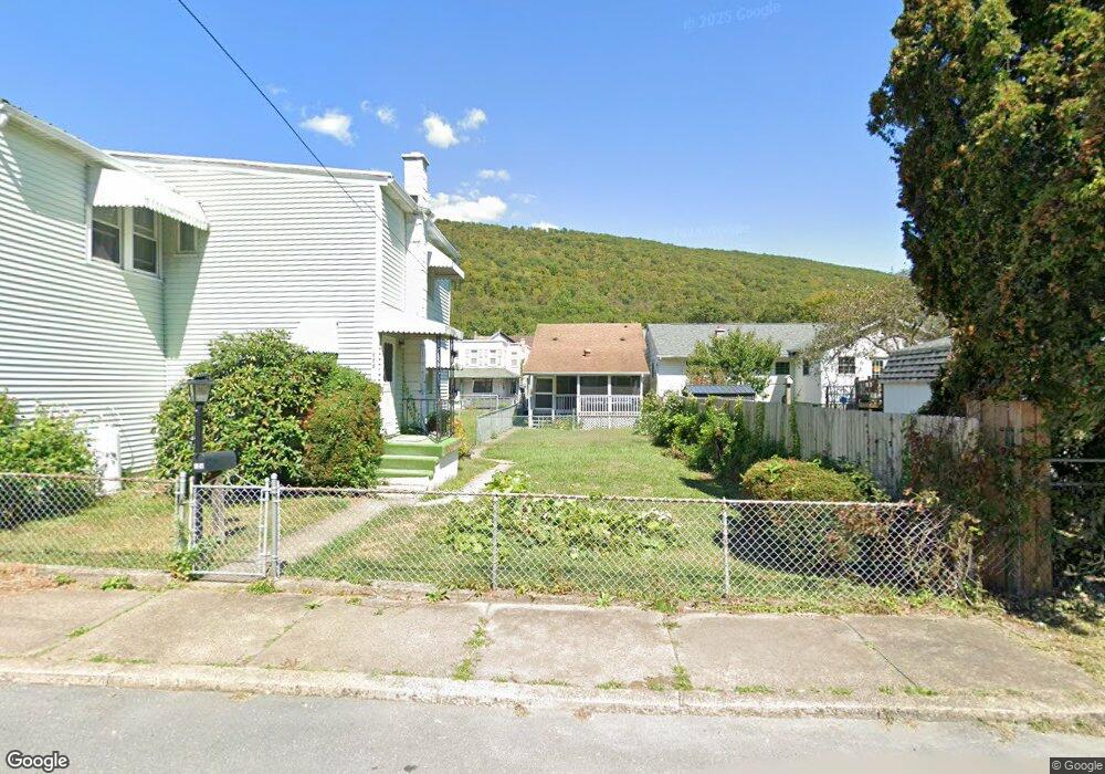 820 Tharp St, Coal Township, PA 17866 - photo 1