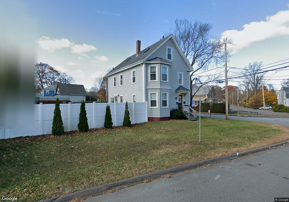 340 Maple St unit 2, Danvers, MA 01923 - photo 1