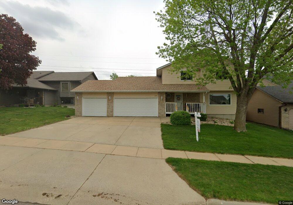 2616 S Avondale Ave, Sioux Falls, SD 57110 - photo 1