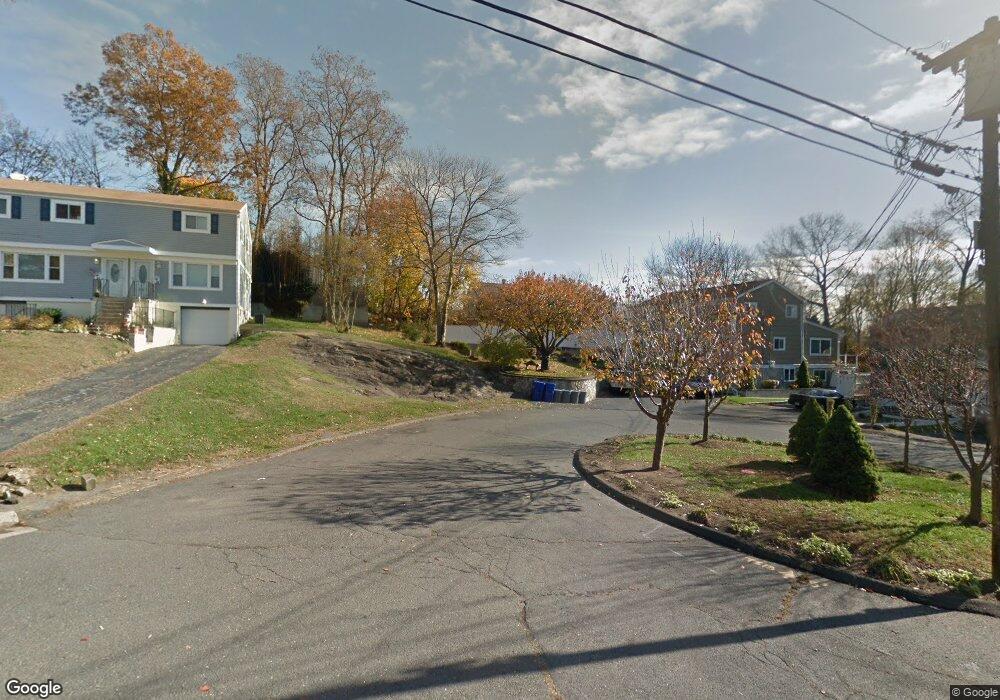 33 Benedict Ct, Norwalk, CT 06850 - photo 1