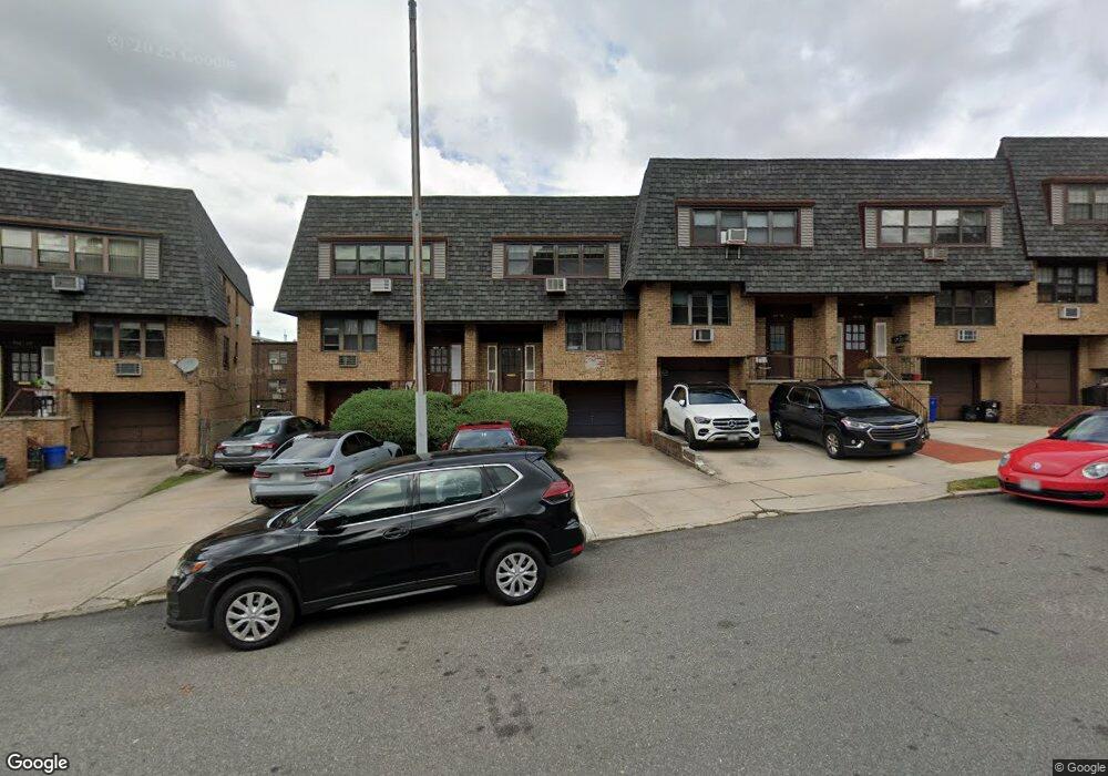 24031 70th Ave unit 5C, Little Neck, NY 11362 - photo 1