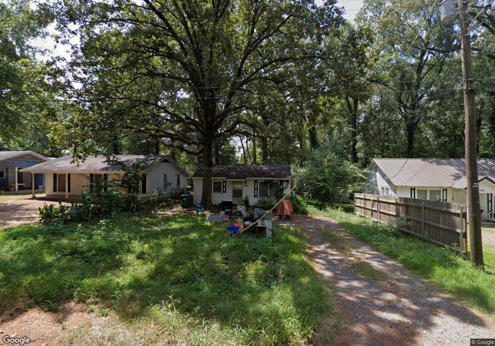 924 Washburn Ave, Bastrop, LA 71220 - photo 1