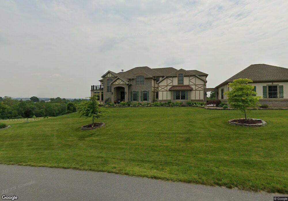 209 Lindman Dr, Chambersburg, PA 17202 - photo 1