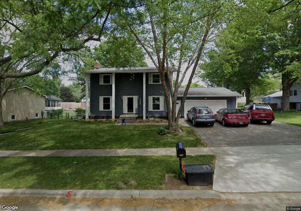 1475 Laurel Cir, Cedar Falls, IA 50613 - photo 1