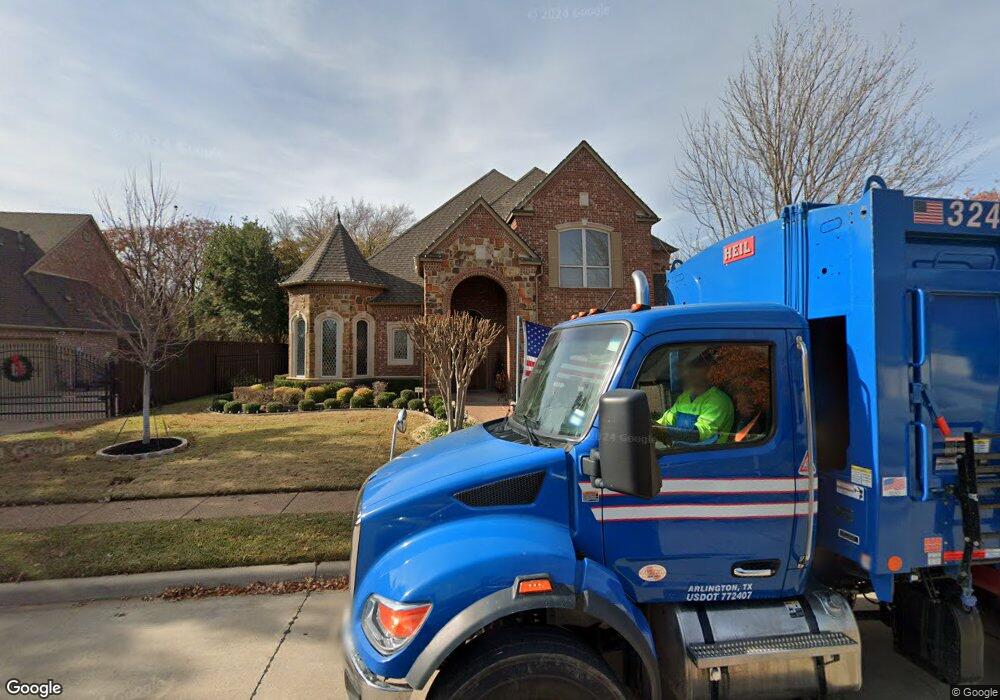 8105 Kentwood Dr, North Richland Hills, TX 76182 - photo 1