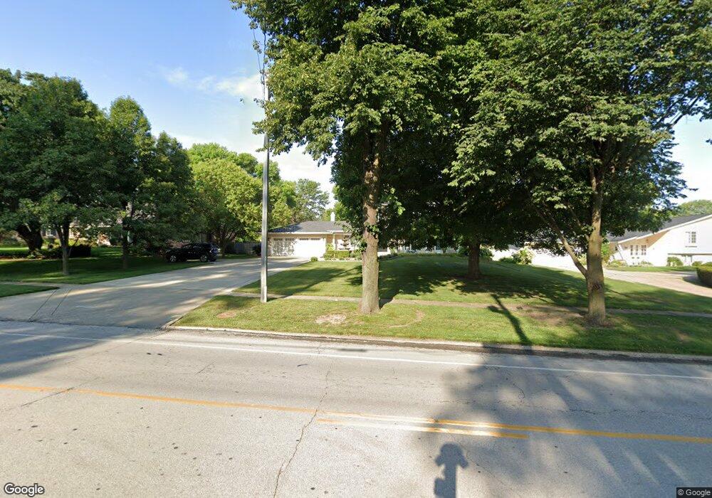 4010 Beaver Ave, Des Moines, IA 50310 - photo 1