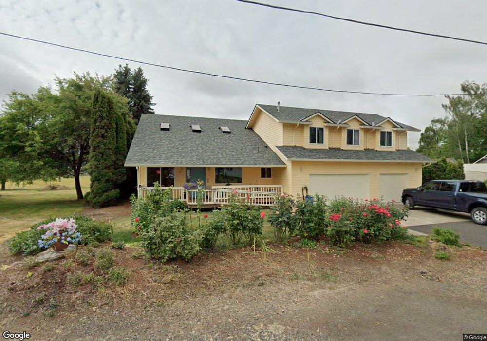 200 E Columbia Dr, Newberg, OR 97132 - photo 1