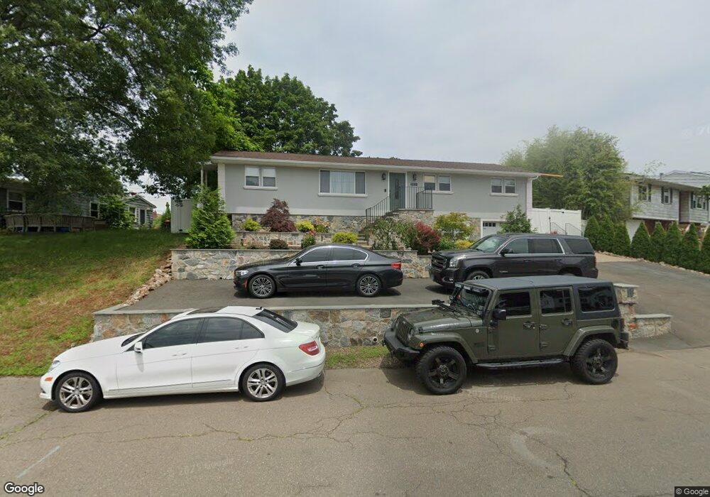 158 Meadow View Rd, New Haven, CT 06512 - photo 1