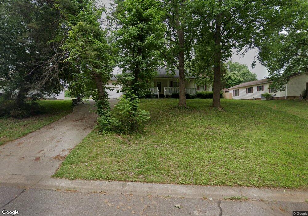 2318 Cliffside Dr, Statesville, NC 28625 - photo 1