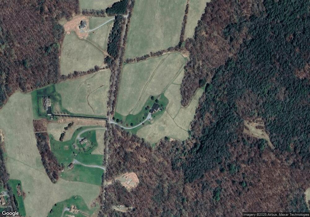 190 Kratz Rd, Honesdale, PA 18431 - photo 1