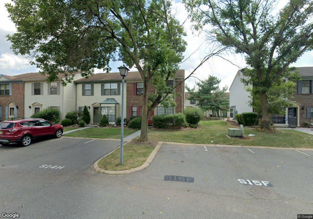 173 Chippenham Ct unit 173, Piscataway, NJ 08854 - photo 1