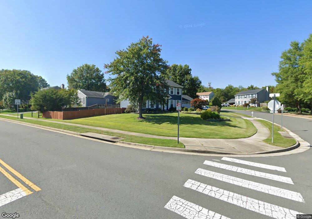 1441 Kingsvale Cir, Herndon, VA 20170 - photo 1