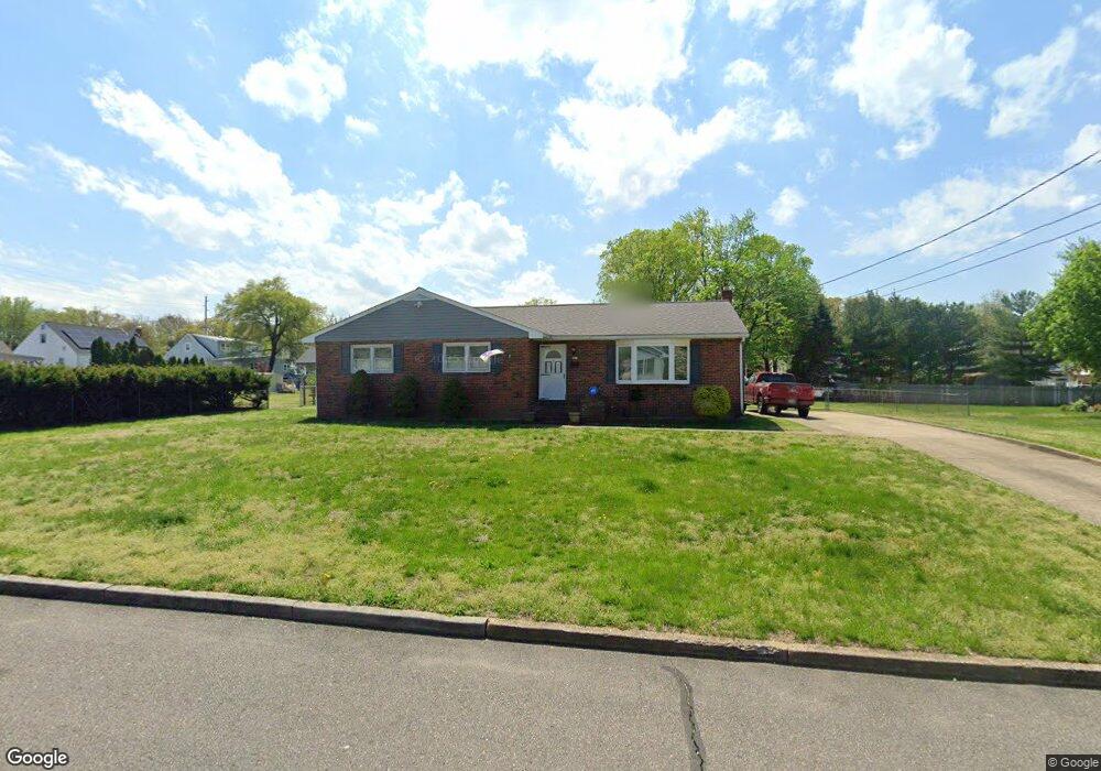 882 Wills St, Delran, NJ 08075 - photo 1