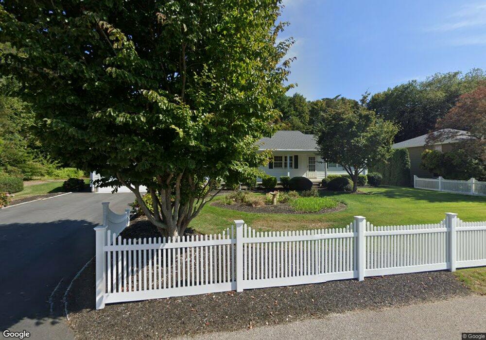 7 Bayview Dr, Westerly, RI 02891 - photo 1