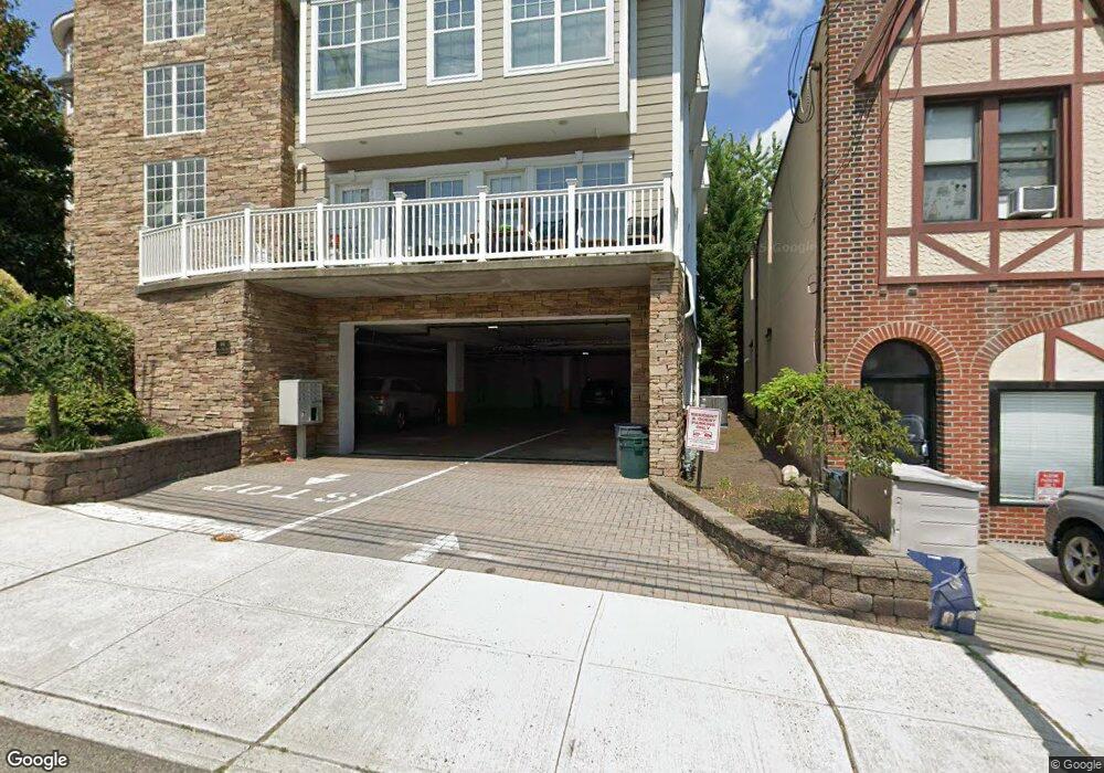 44E River Edge Rd, River Edge, NJ 07661 - photo 1