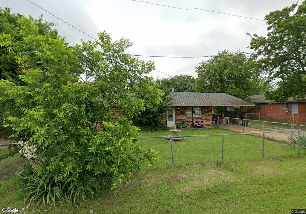1206 M St NE, Ardmore, OK 73401 - photo 1