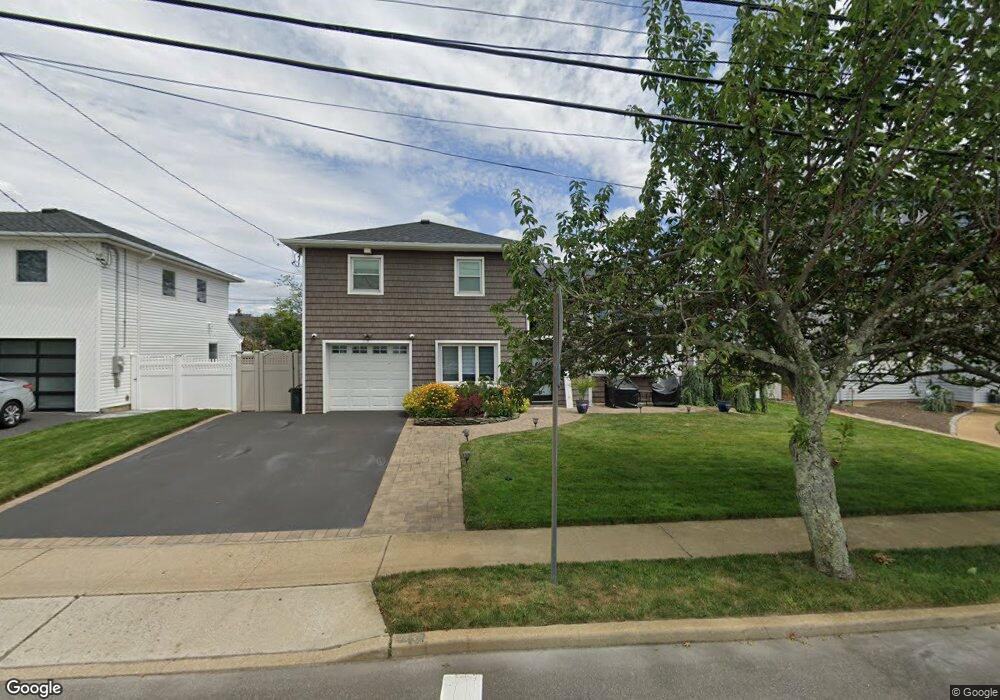 2793 S Saint Marks Ave, Bellmore, NY 11710 - photo 1