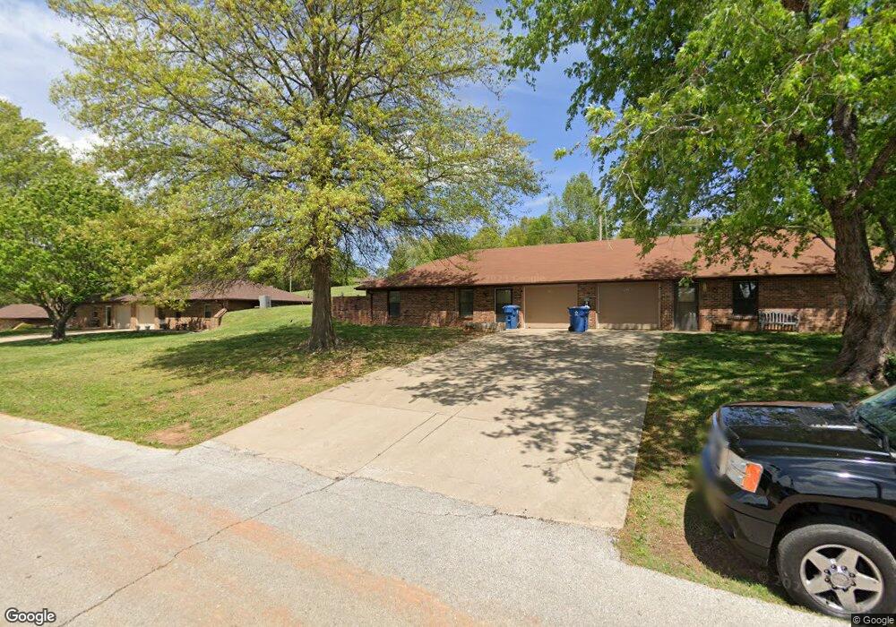 105 Mills Rd unit B, Nixa, MO 65714 - photo 1