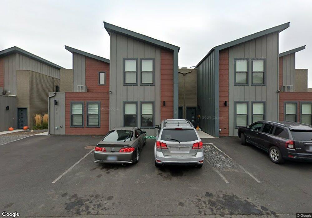 2636 NW Elm Ave, Redmond, OR 97756 - photo 1