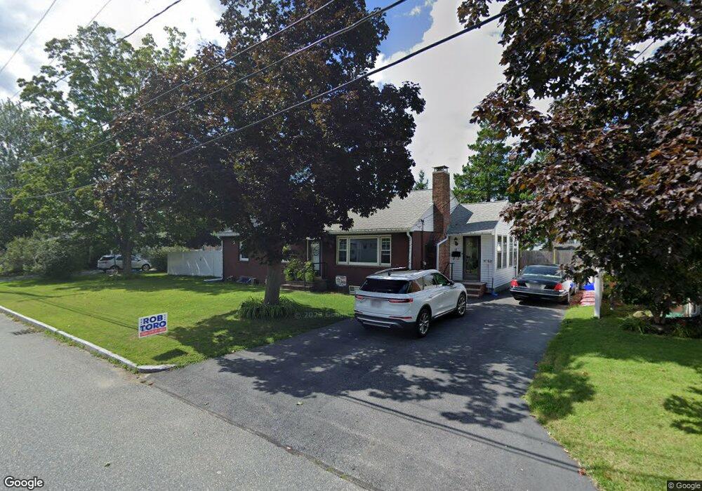 11 Thornton St, Woburn, MA 01801 - photo 1