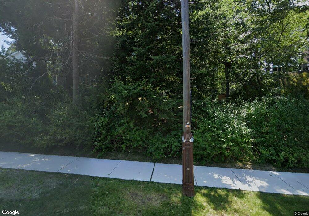 2212 Commonwealth Ave, Auburndale, MA 02466 - photo 1