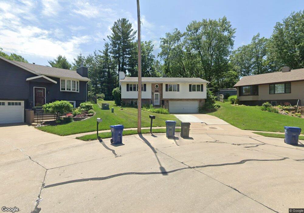 2202 Spring Ct, Davenport, IA 52803 - photo 1