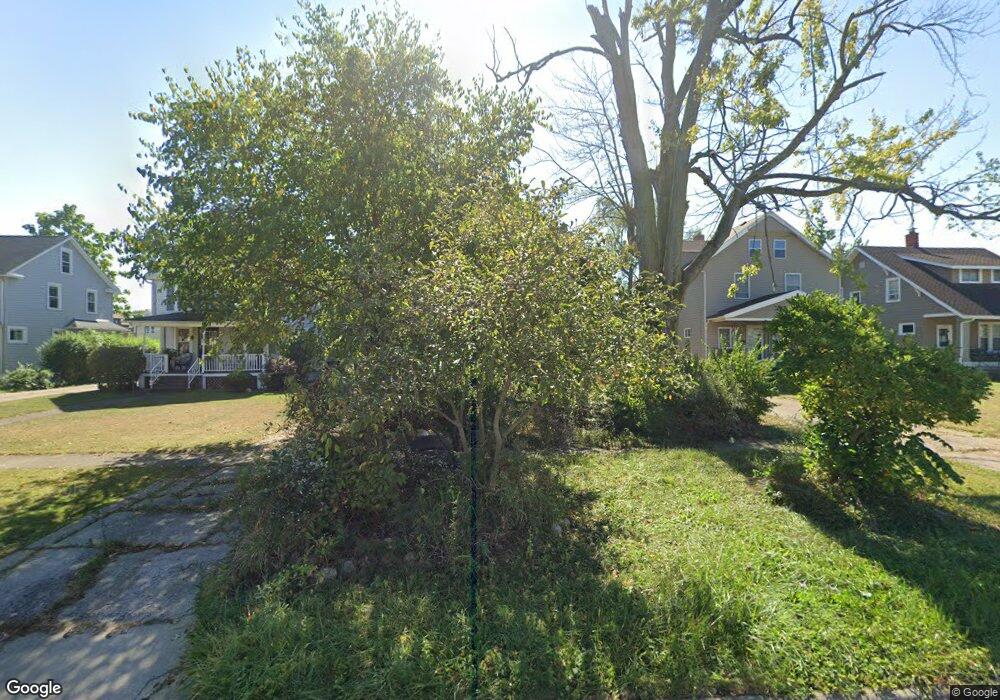 1946 E 31st St, Lorain, OH 44055 - photo 1