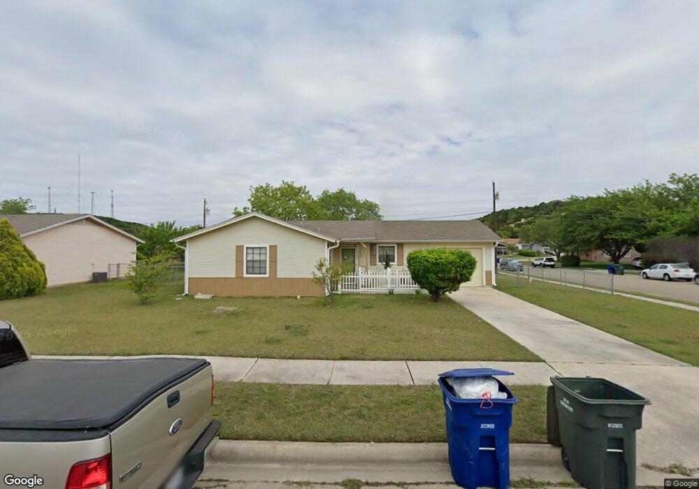 913 Hackberry St, Copperas Cove, TX 76522 - photo 1