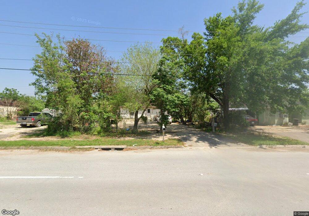 2605 S Tower Rd, Alamo, TX 78516 - photo 1