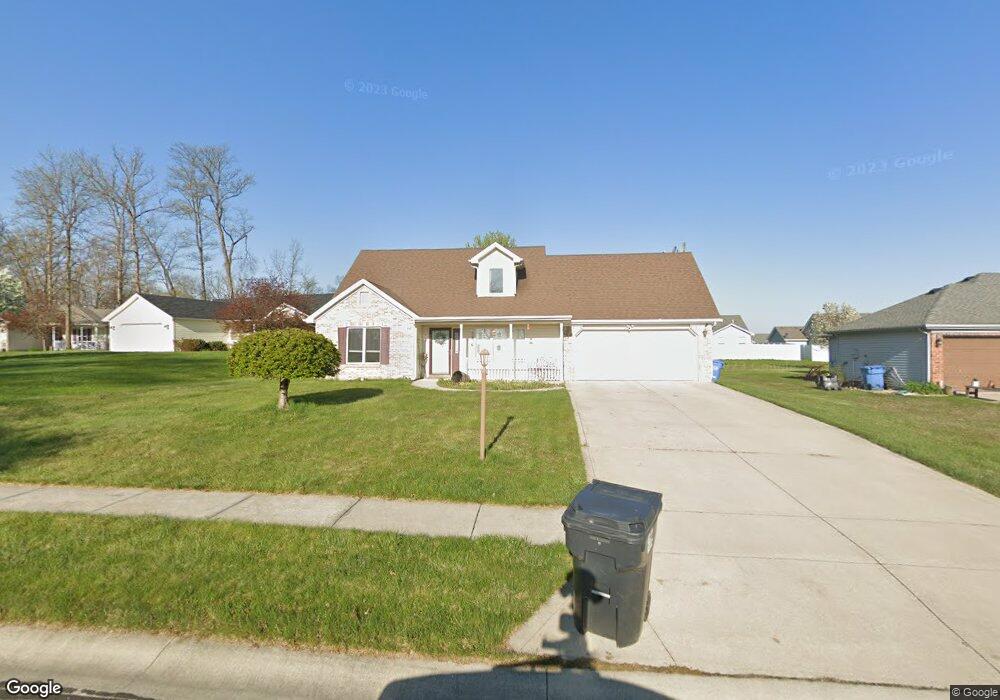 797 Thresher Run, Churubusco, IN 46723 - photo 1