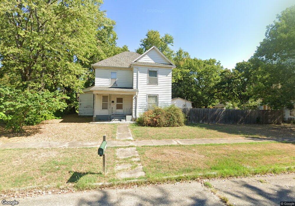 1517 Chess Ave, Parsons, KS 67357 - photo 1