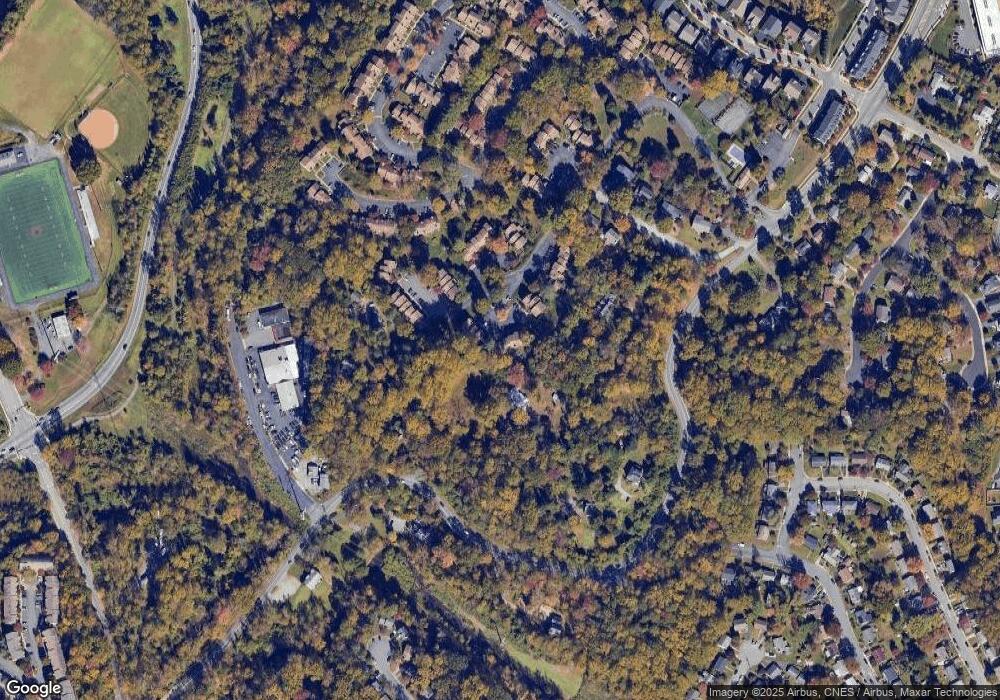 581 Southampton Ct, Charlottesville, VA 22901 - photo 1