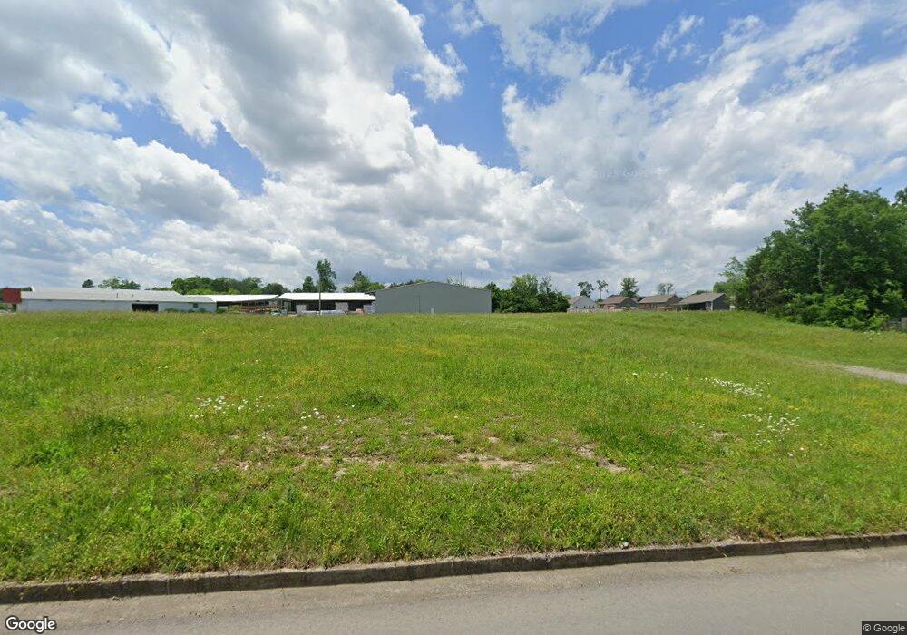 1025 Morton St, Shelbyville, TN 37160 - photo 1