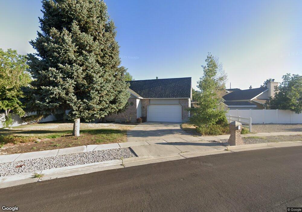 952 White Pine Way, Sandy, UT 84094 - photo 1