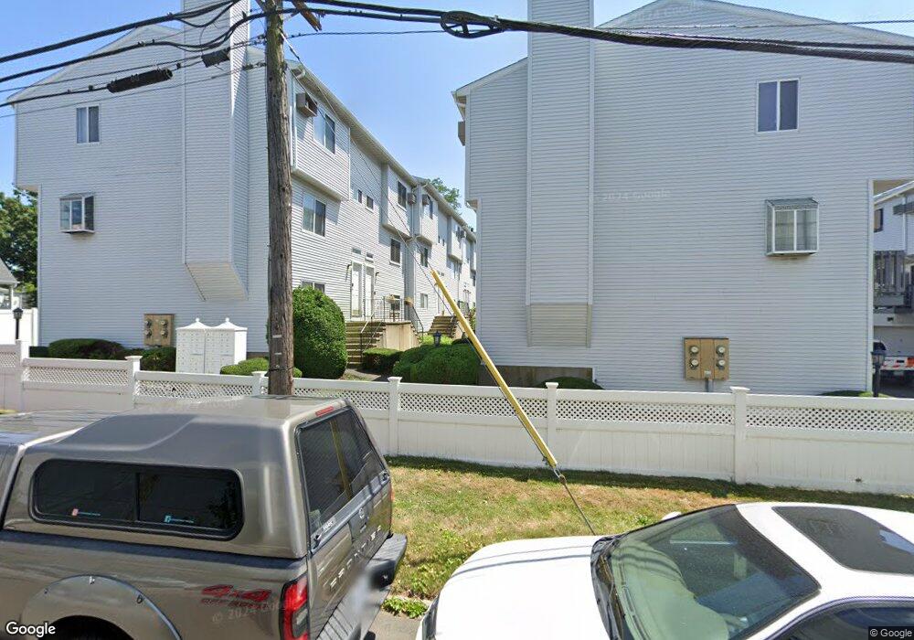 7 Piave St unit 18, Stamford, CT 06902 - photo 1