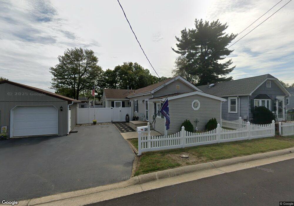 24 Sycamore Ave, North Middletown, NJ 07748 - photo 1